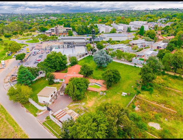 5,762M² VACANT LAND FOR SALE IN BRYANSTON